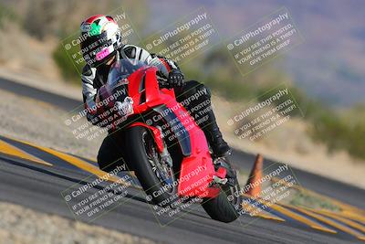 media/Nov-05-2022-SoCal Trackdays (Sat) [[f8d9b725ab]]/Turn 5 (940am)/